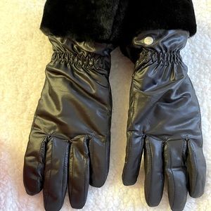 UGG Gloves